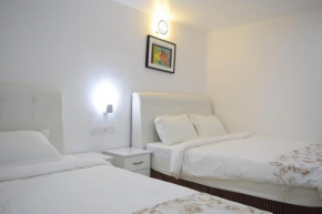 S Rose Hotel